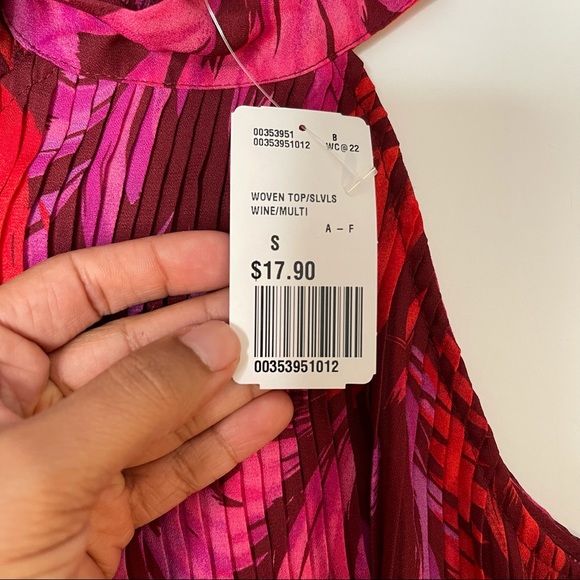 Palm tree print sleeveless blouse - Picture 4 of 6